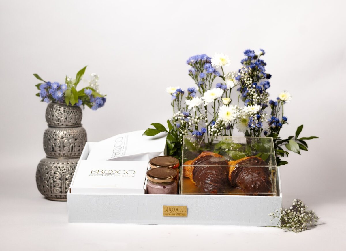 Floral Hamper 6