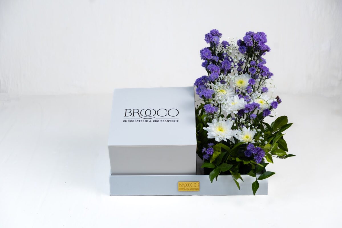 Floral Hamper 9