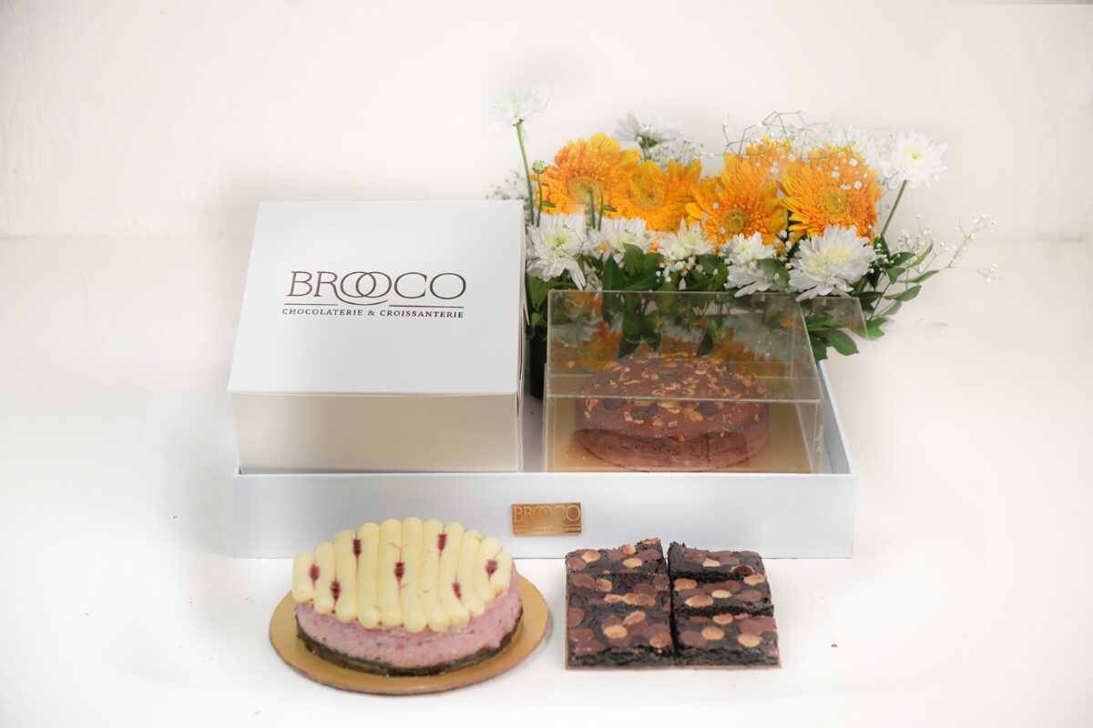 Floral Hamper 4